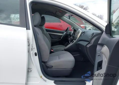 2010 Toyota Matrix из США, поврежденный, VIN 2T1KU4EE2AC311218